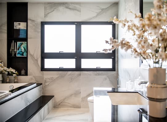 Modern Aluminium Awning Windows thumbnail 1