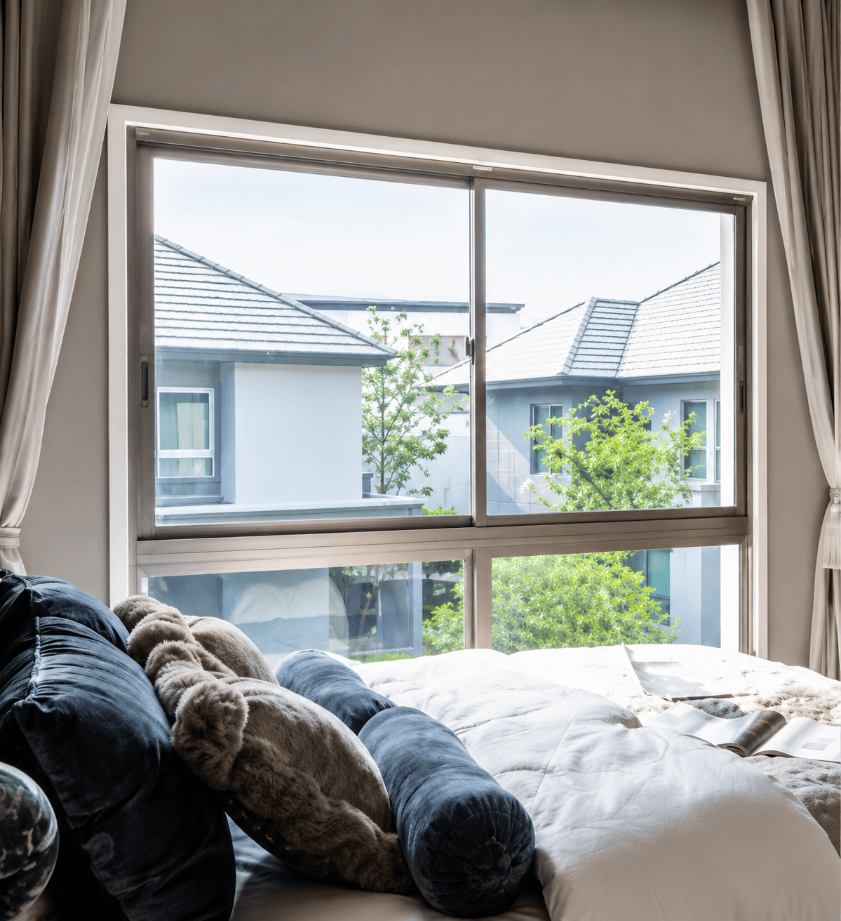 TOSTEM aluminium window and door installation